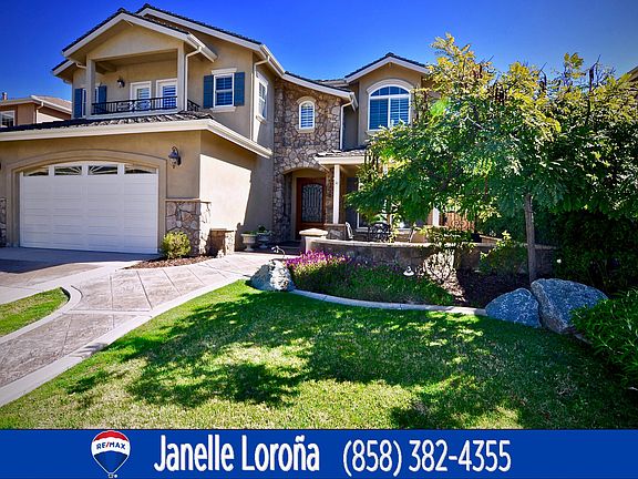 3rd image of 12865 Meadowdale Ln