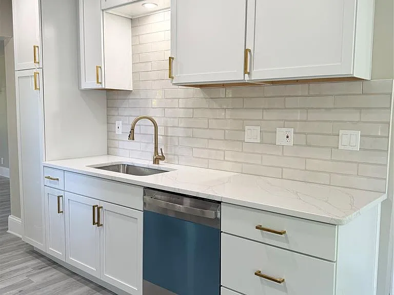266 W Bennett Ave — Photo 10