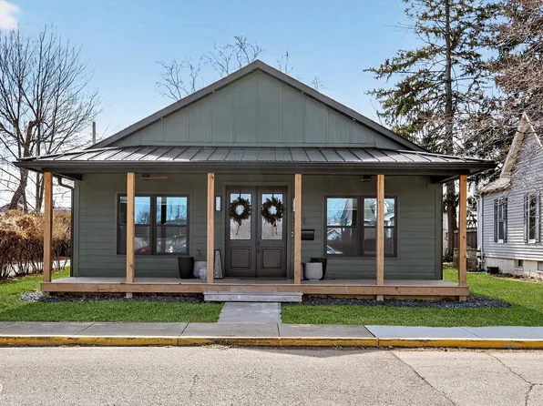 339 W Broadway St, Greenwood, IN 46142