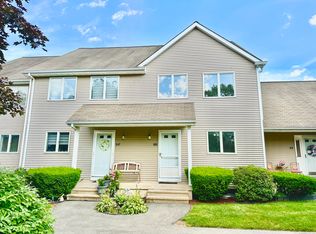 60 Sunrise Cir #60, Newington, CT 06111