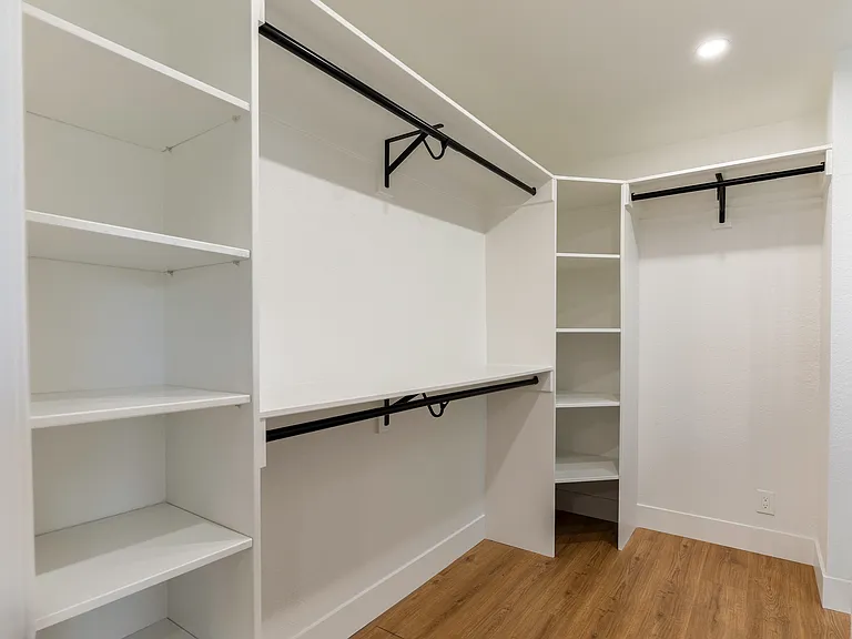 1236 Isengard Dr — Photo 28