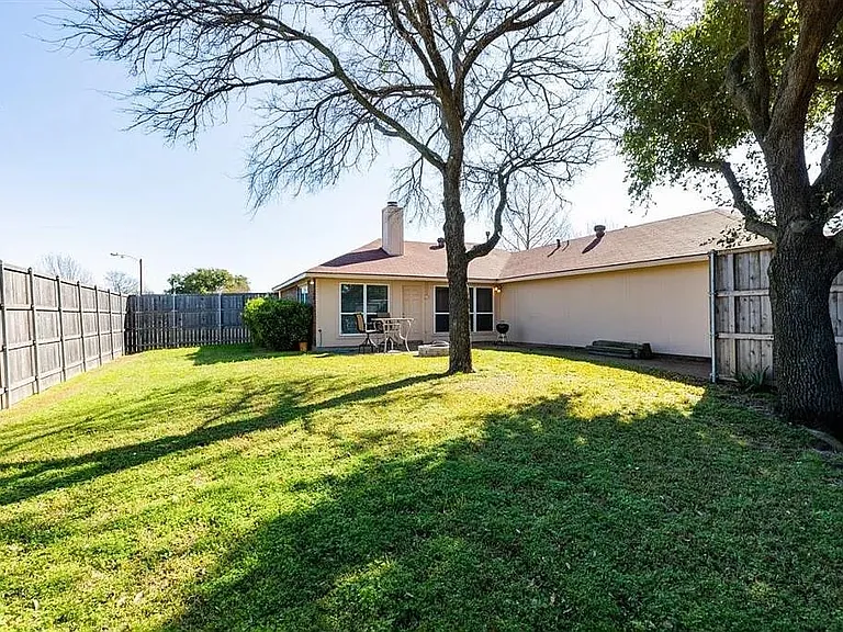 2321 Shadyoaks Ln — Photo 21