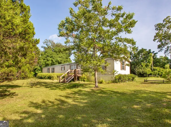 3448 Pecan Ln, Blackshear, GA 31516