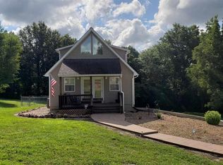 26610 Sweetberry Dr, Warsaw, MO 65355