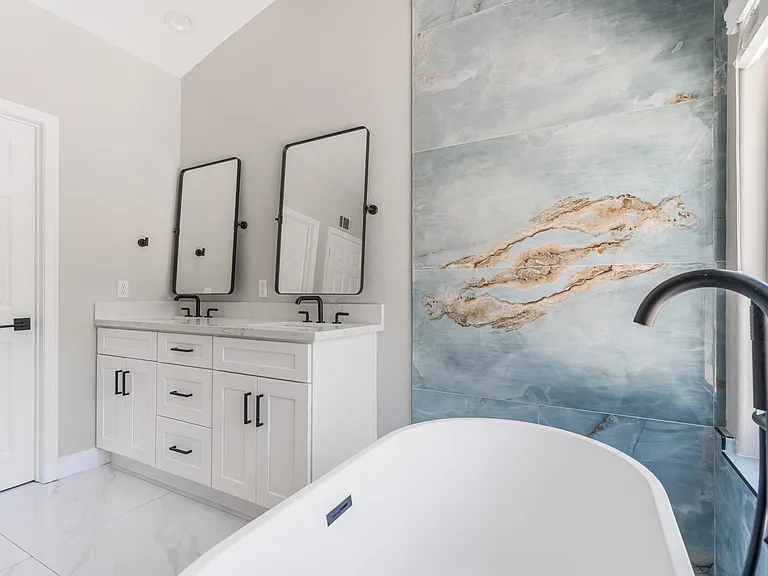 493 Messina Pl — Photo 18