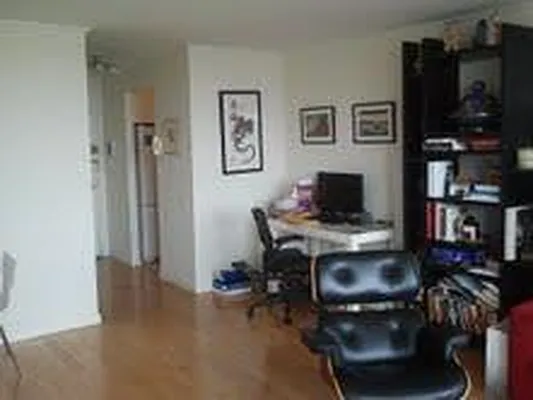 Rented by Bank Neary | media 10