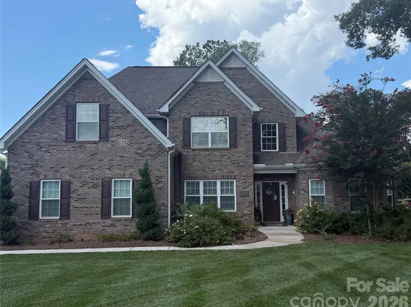 304 Stutts Rd #451, Mooresville, NC 28117