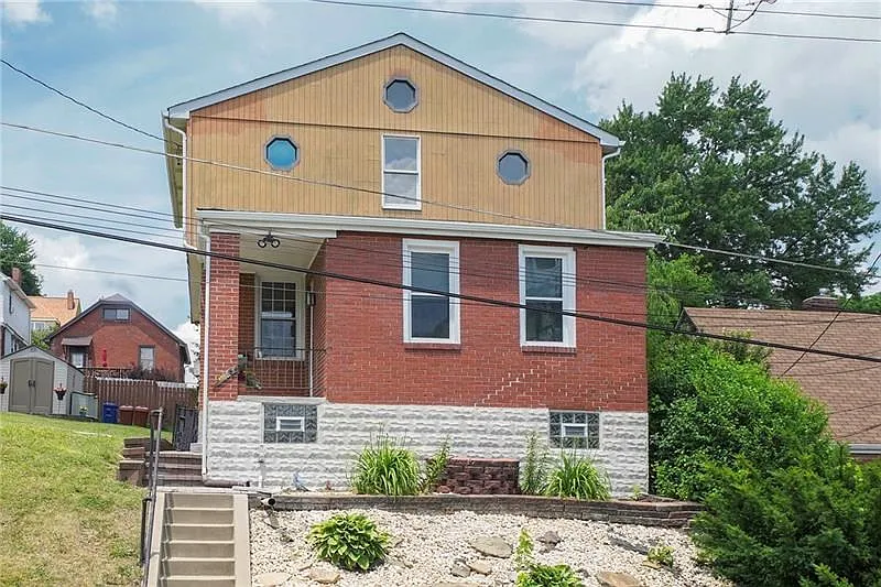 2825 Wenger St photo 1