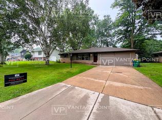 1643 Birchwood Dr, Green Bay, WI 54304