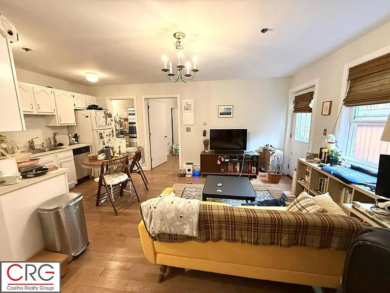 184 Bunker Hill St #2 — Photo 6