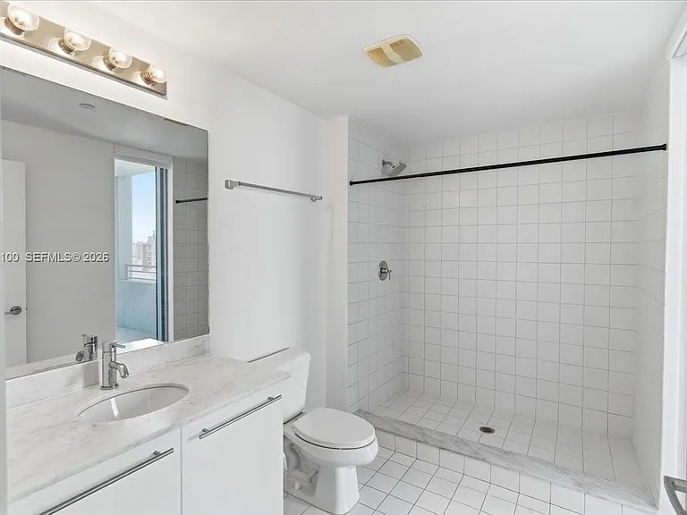 888 Biscayne Blvd #2212 — Photo 28