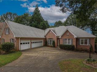 2372 Merrymount Dr, Suwanee, GA 30024