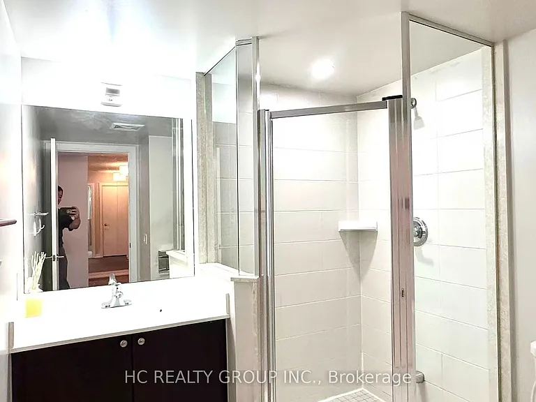 181 Village Green Sq #1415 — Photo 19