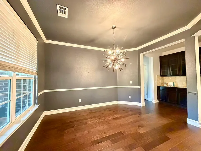 226 Boxwood Ln — Photo 5