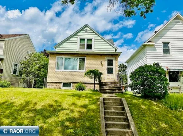 715 14th St N, Virginia, MN 55792