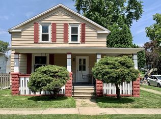 612 E Monroe St, Bloomington, IL