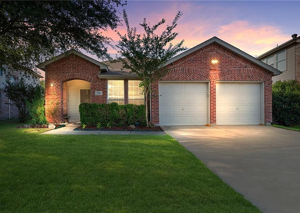 1st image of 1216 Mockingbird Dr