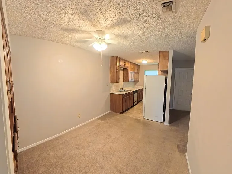 7324 Davis Blvd — Photo 2