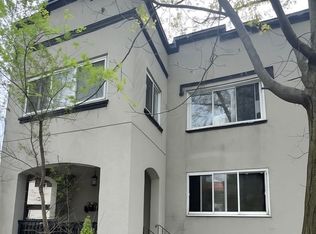 320 Laurier Ave E #2, Ottawa, ON K1N 6P6