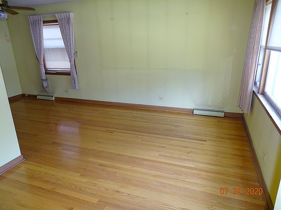 2nd image of 5315 N Nagle Ave