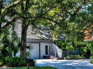 808 S Bayside Dr, Tampa, FL 33609