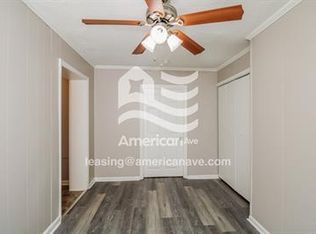 1205 Decatur St, Cayce, SC 29033