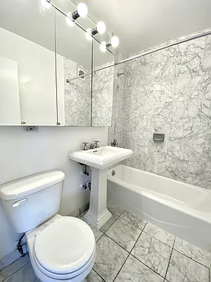 Rented by Compass | media 9