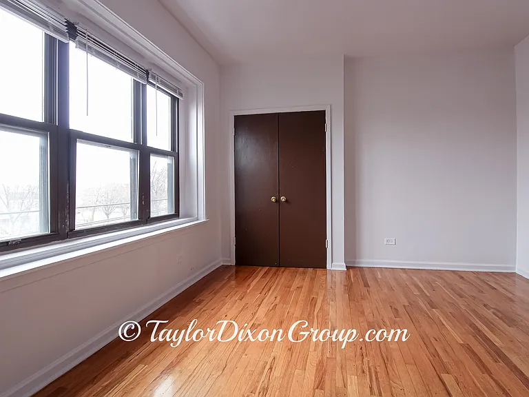 4033 W Gladys Ave #2S — Photo 19