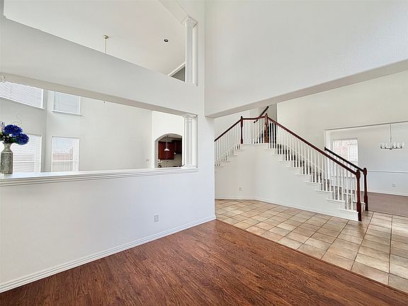 4th image of 2308 Windy Ridge Ct