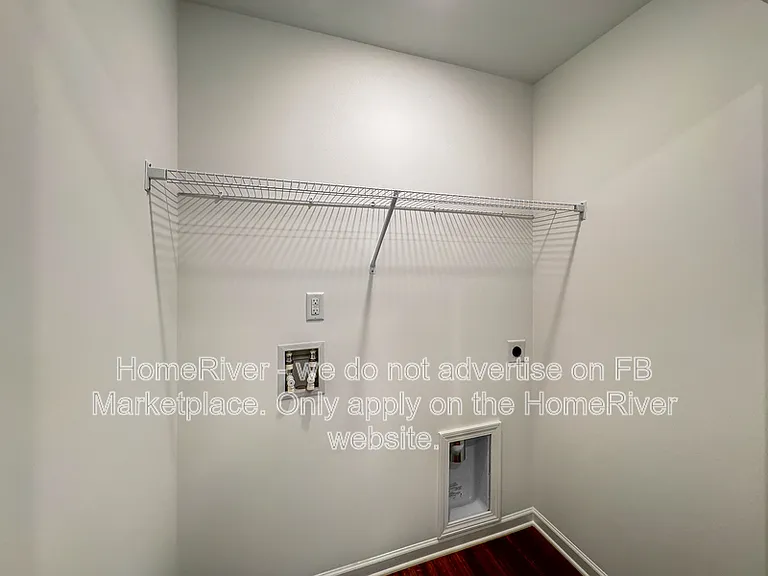 312 Livesey Ln — Photo 14