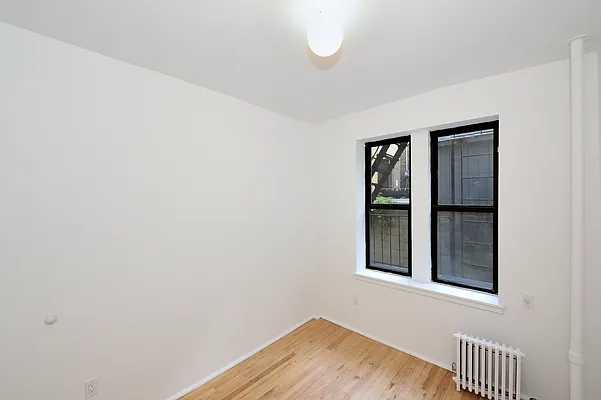 Rented by Aether Property Group | media 8