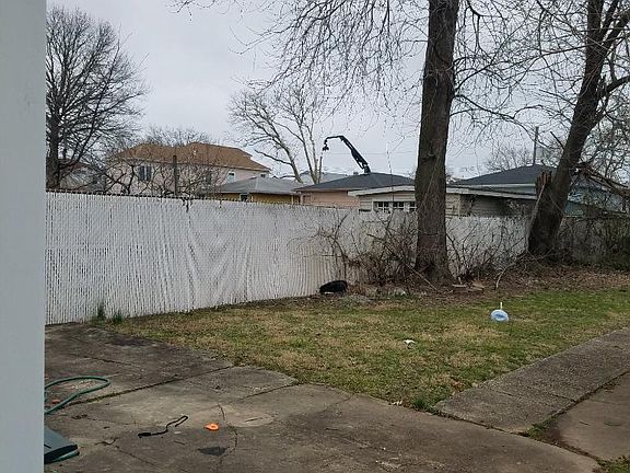 5th image of 78 Winham Ave