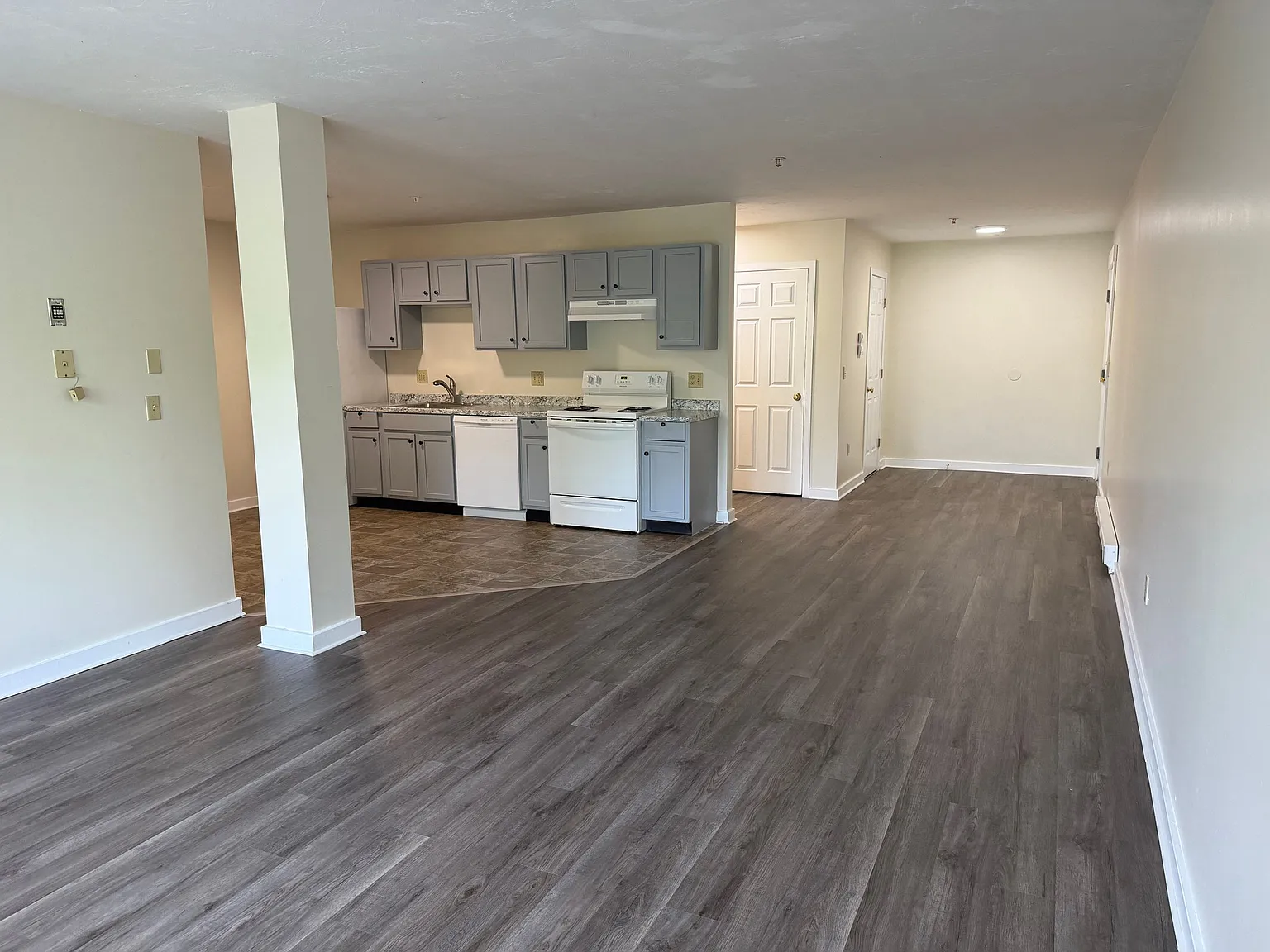 Spacious 3 Bedroom Apartment - Available June 2027! — Photo 2