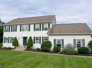 15 Summit Rd, Andover, NJ 07821