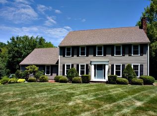 19 Bartlett Rd, Hampstead, NH 03841