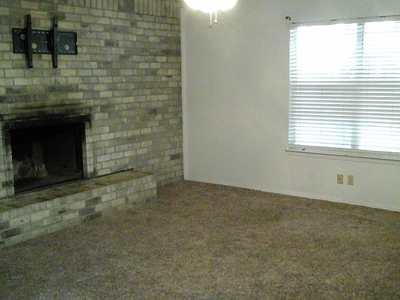 3rd image of 3606 Littlestone Dr