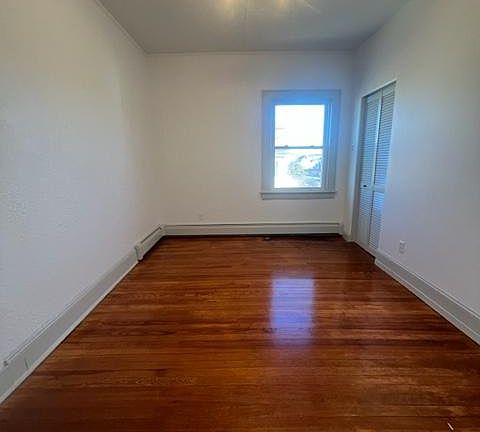 2nd image of 46 Bay St Floor 2