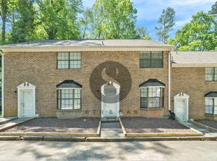 926 Amberly Dr UNIT B, Norcross, GA 30093