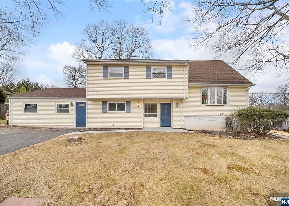 1st image of 601 Oakwood Dr