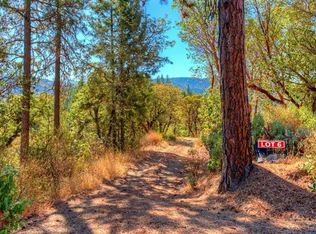 207 Boulder Dr, Williams, OR 97544