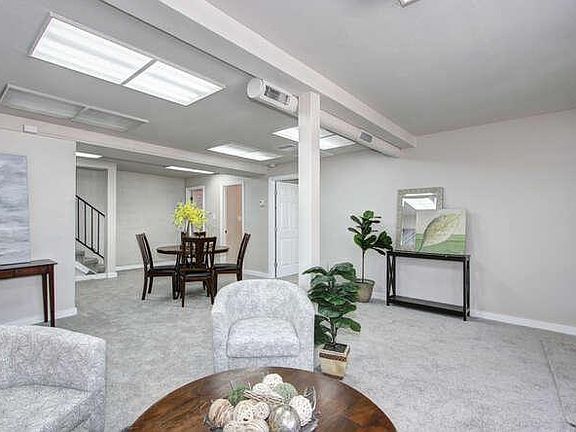 5th image of 3730 Broadway