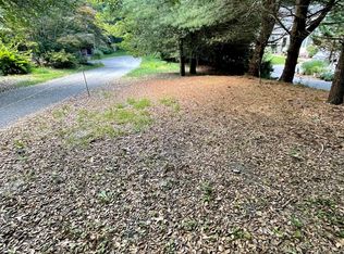 123 Old Post Road, Centerville, MA 02632