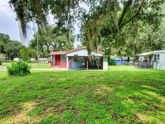 2nd image of 813 NW 5TH STREET