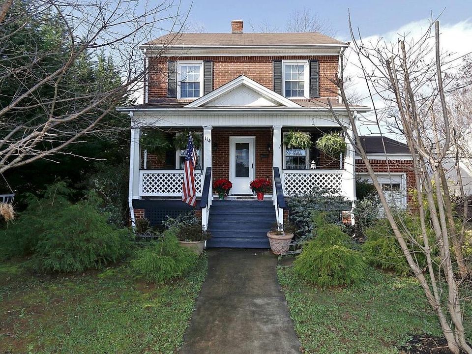 1st image of 114 Lee Ave NE