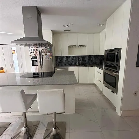 3052 SW 129th Ter #114 — Photo 4