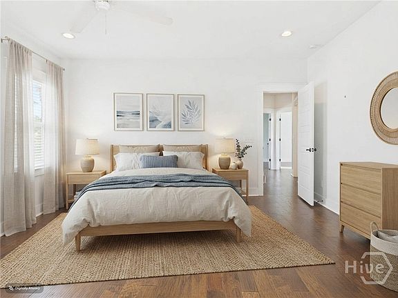 3rd image of 540 E 32nd Street
