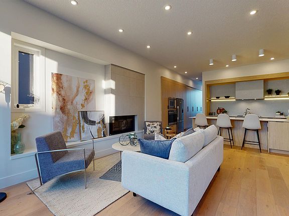3rd image of 10515 75th St NW
