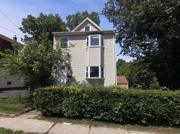 83 E Forest Ave, Teaneck, NJ 07666