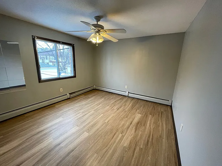 3305 Bryant Ave S — Photo 8