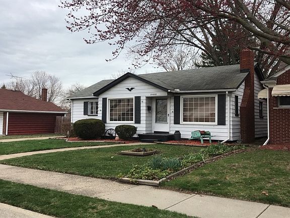 2nd image of 22800 Firwood Ave